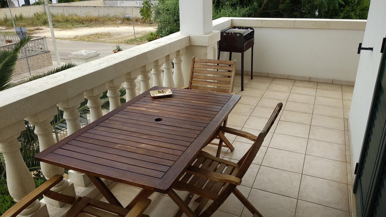 Apartamento Dimora Liccisa Torre Lapillo Exterior foto